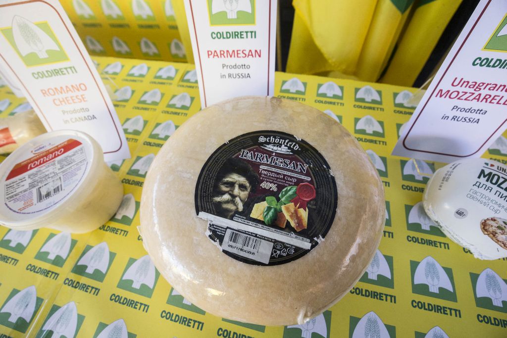 Coldiretti: “Produzione falso Parmigiano sorpassa il vero”