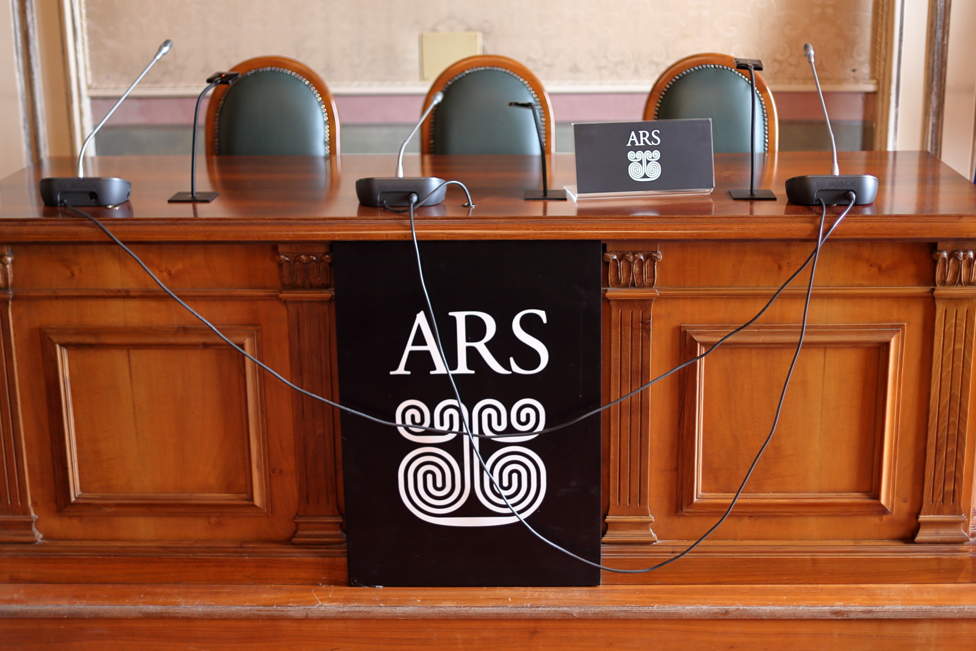 Censimento immobili da 91 mln €, M5S: “l’Antimafia apra un’inchiesta”