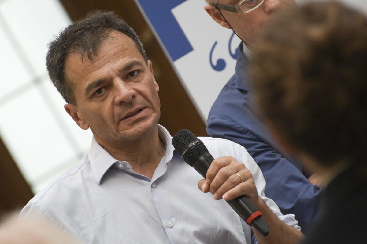 Roma metropolitane in liquidazione, tensione e proteste, ferito Fassina