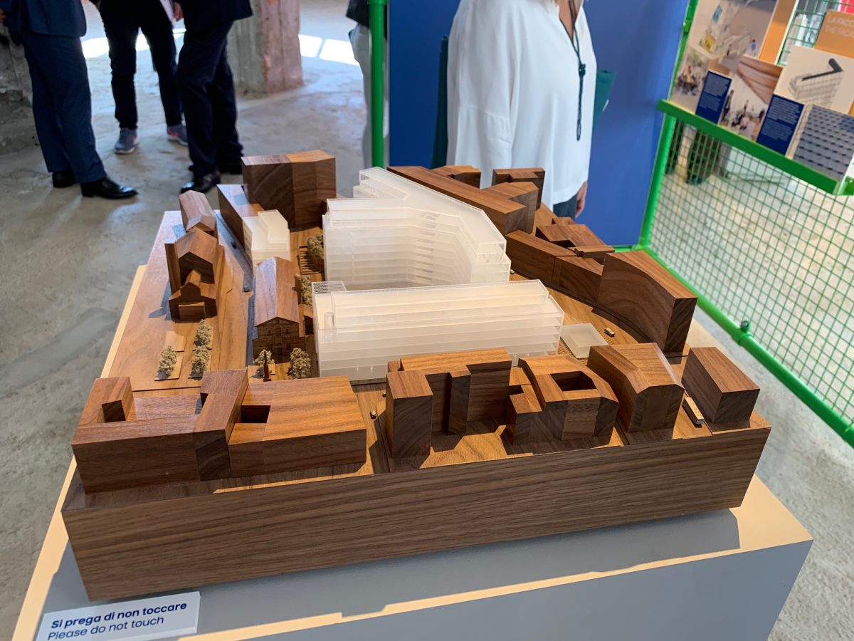 Milano, seconda vita per la storica sede Ras