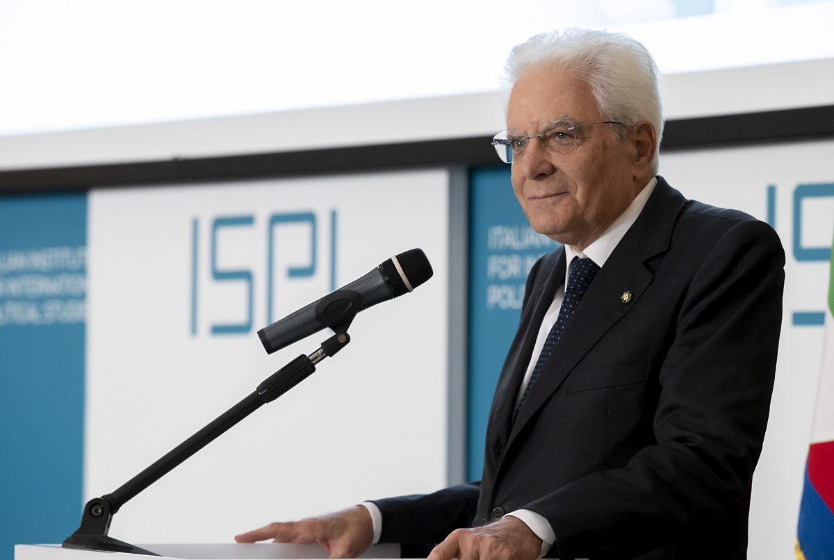 Mattarella: “Dazi pericolosi Europa più coesa è più forte”