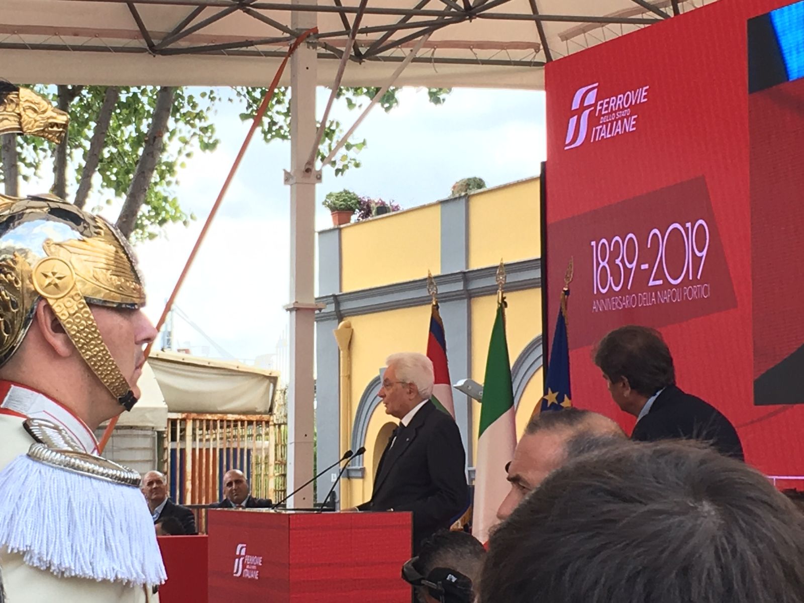 Mattarella ricorda agenti uccisi a Trieste: “Riconoscenza e dolore”