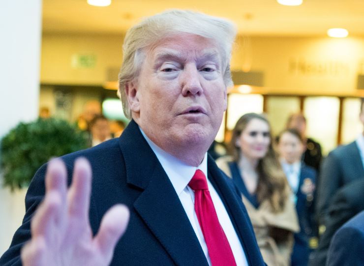 Siria, Trump: “Ci sfiliamo dalle ridicole guerre tribali”