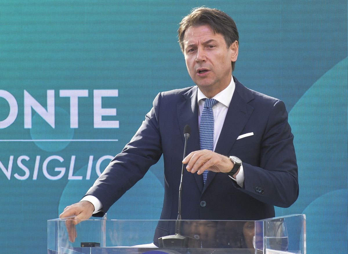 Conte: “L’attacco turco è inaccettabile, faremo qualcosa per i Curdi”