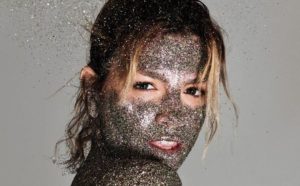 ROMA (ITALPRESS) - E' "Fortuna" il titolo del nuovo album di inediti di Emma, in uscita venerdi' 25...