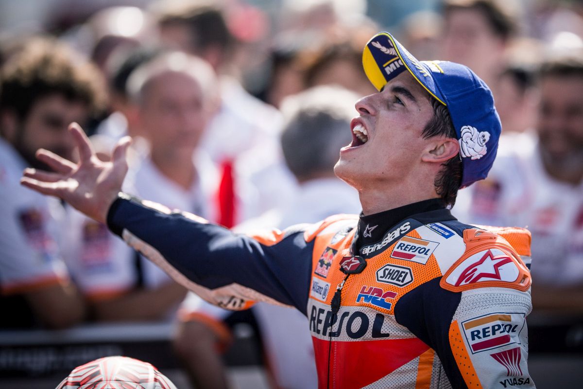 Marquez pole in Giappone davanti Morbidelli, Rossi decimo