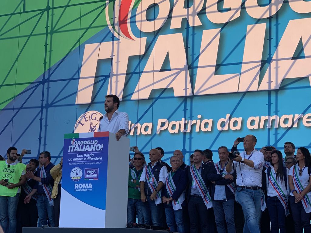 Centrodestra in piazza, Salvini: “Insieme si vince”