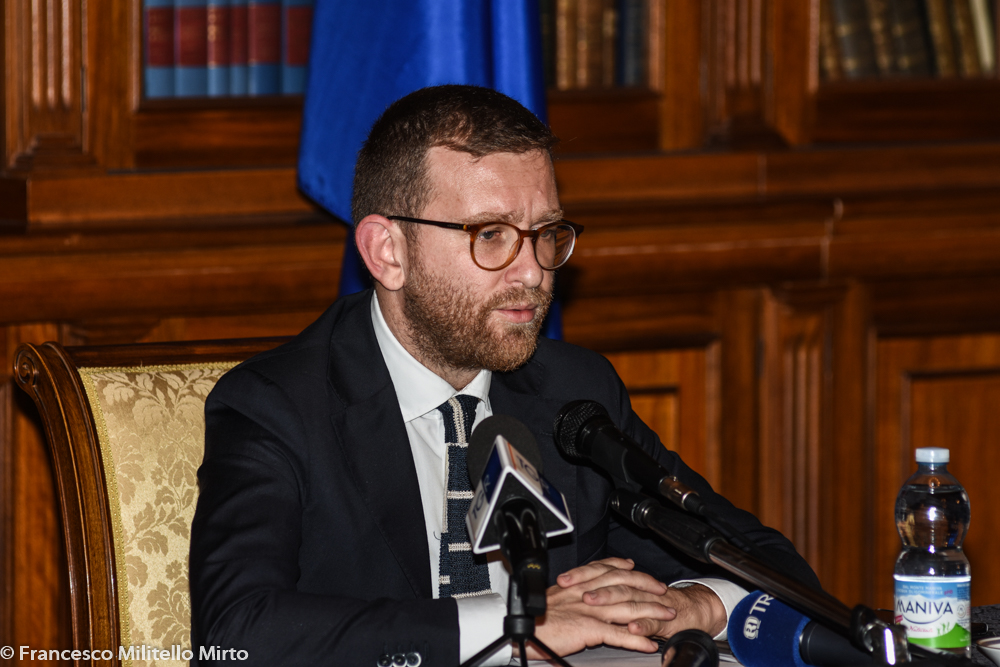 Provenzano: “Al Sud 800 mila posti di lavoro a rischio”