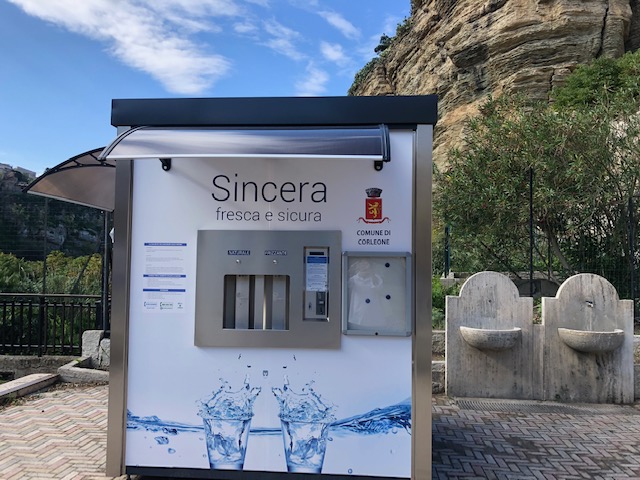Prima casetta dell’acqua inaugurata a Corleone: naturale e frizzante