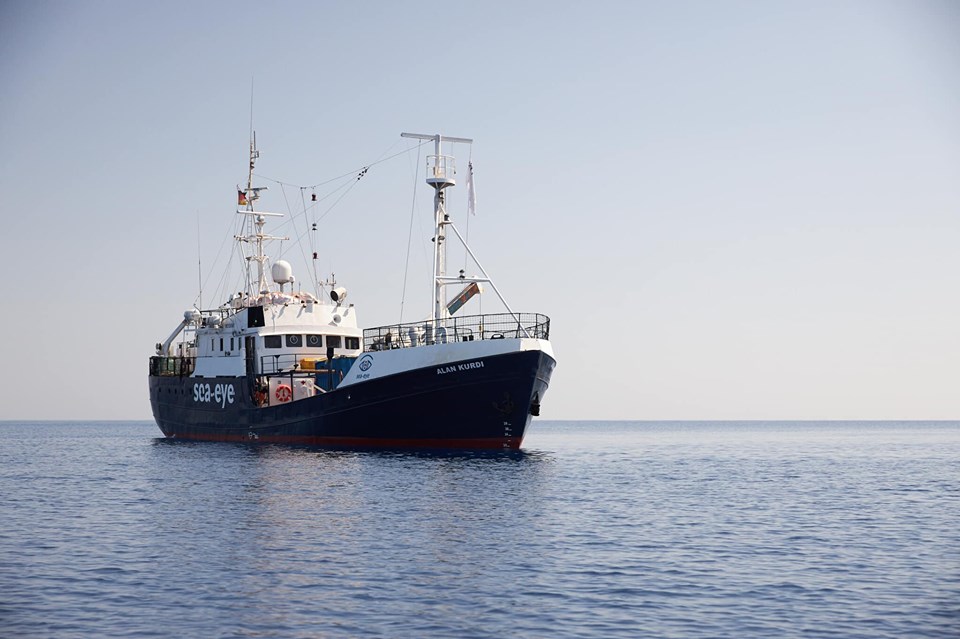 Arrivata a Taranto la nave Alan Kurdi con a bordo 88 migranti