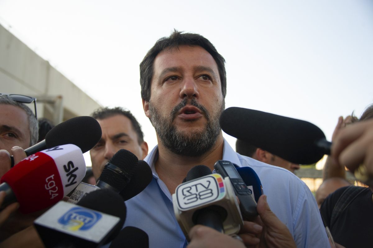Salvini: “Se l’Ilva chiude il governo si deve dimettere”