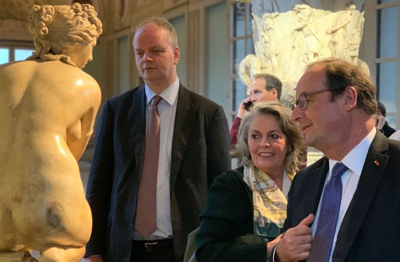 Hollande in visita agli Uffizi