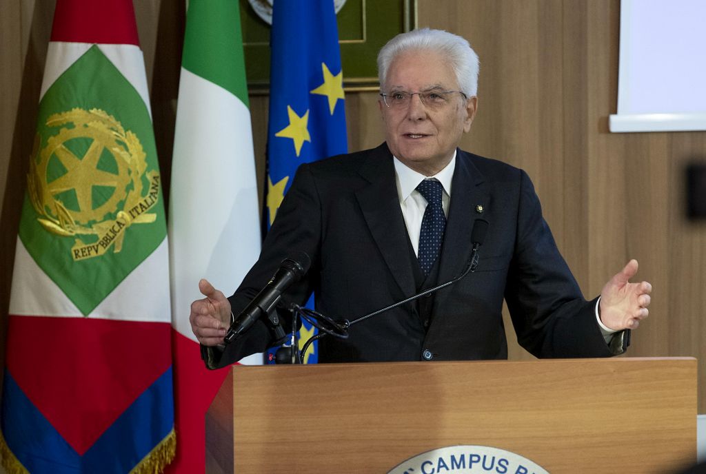 Mattarella: “Caduta muro di Berlino alba di libertà”