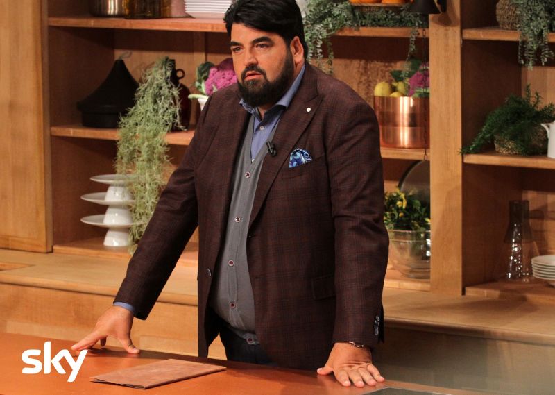 Cannavacciuolo torna in TV con “Antonino chef Academy”
