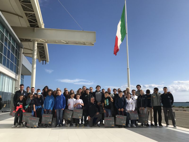 Campionati Giovani di vela da Luna Rossa con Kinder Joy of Moving