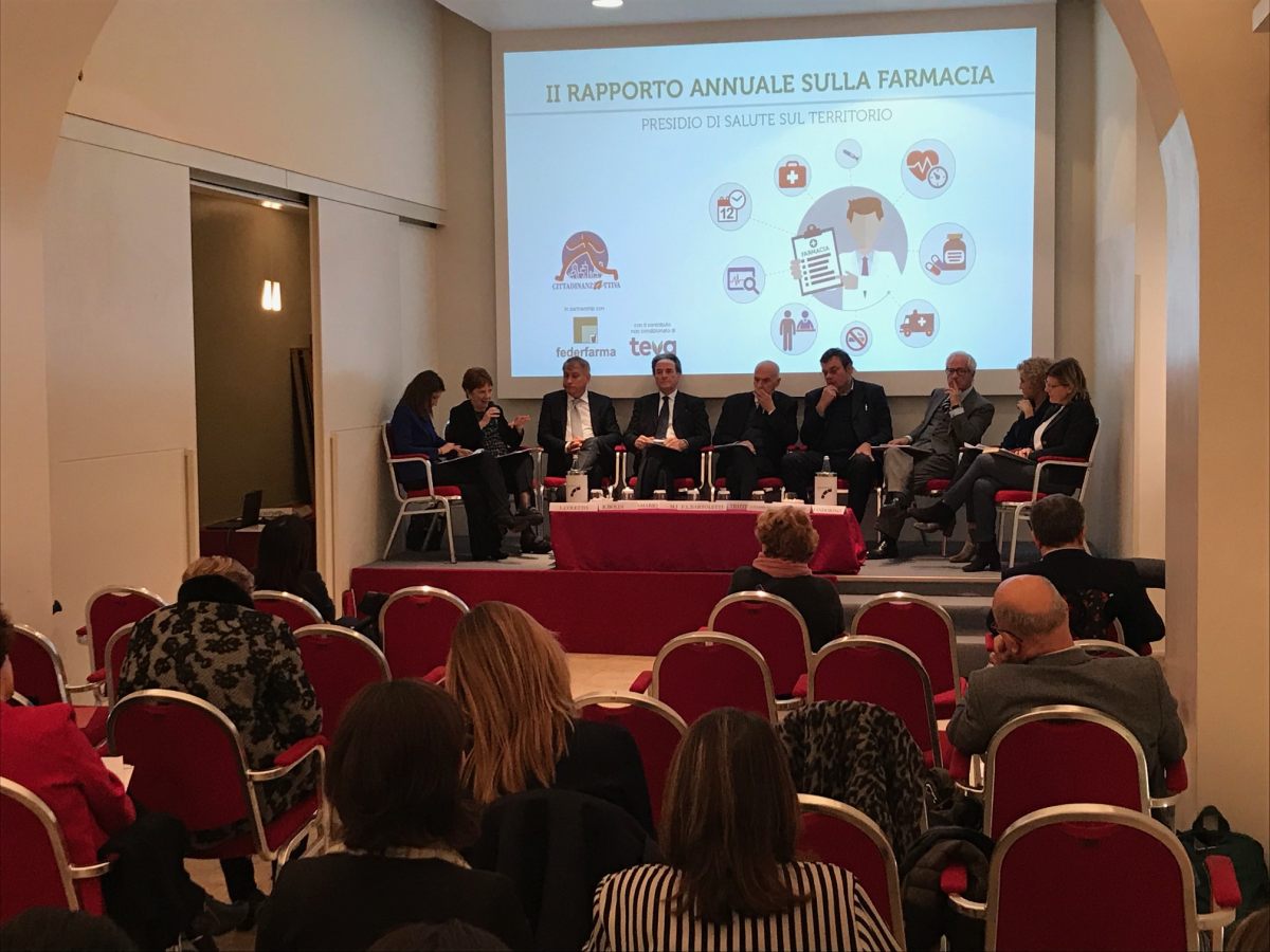 Gli italiani si fidano delle farmacie, in arrivo nuovi servizi