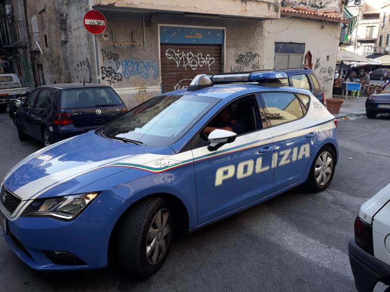 Sequestrata trattoria abusiva a Ballarò, denunciato il titolare