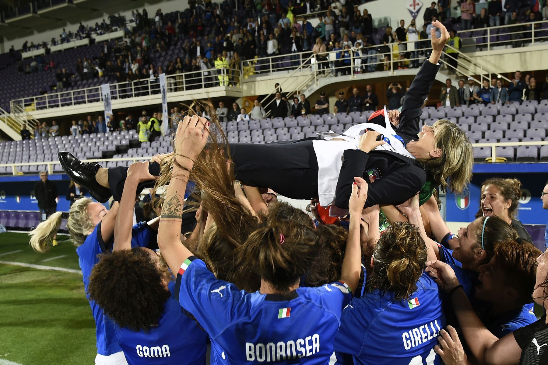 Manovra, via libera a emendamento per il professionismo delle atlete