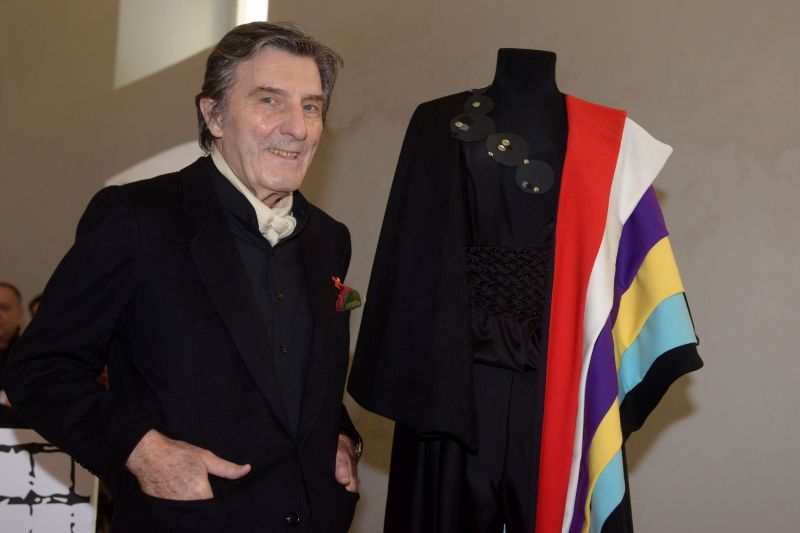 Morto a 86 anni lo stilista Emanuel Ungaro