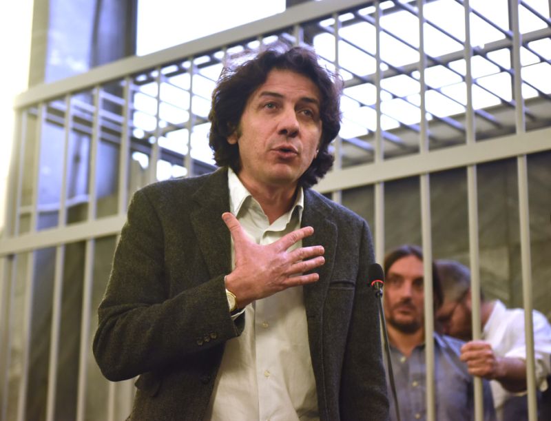 Eutanasia, Marco Cappato assolto per il caso Dj Fabo