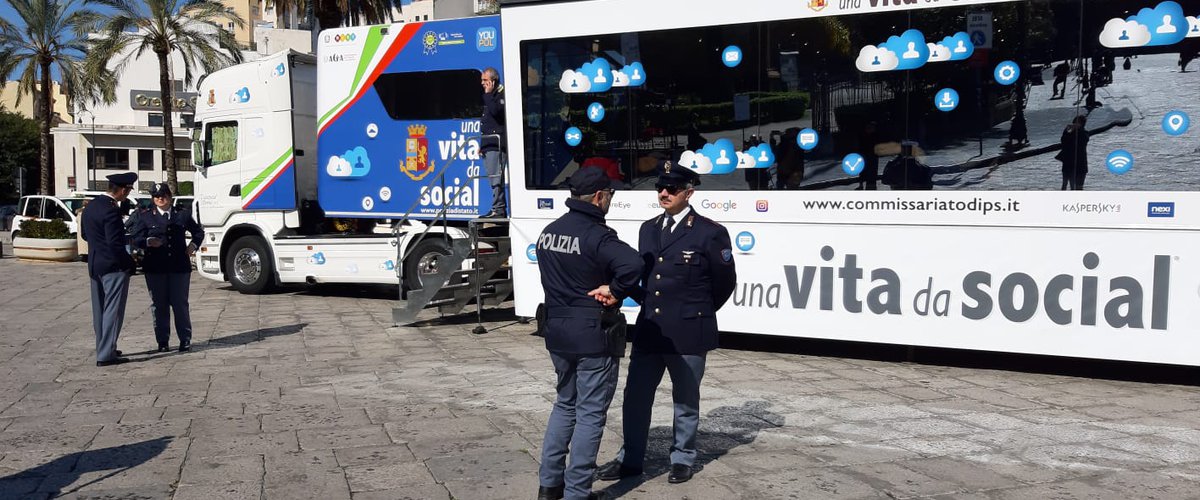 Una vita da social, campagna educativa della Polizia sul cyberbullismo
