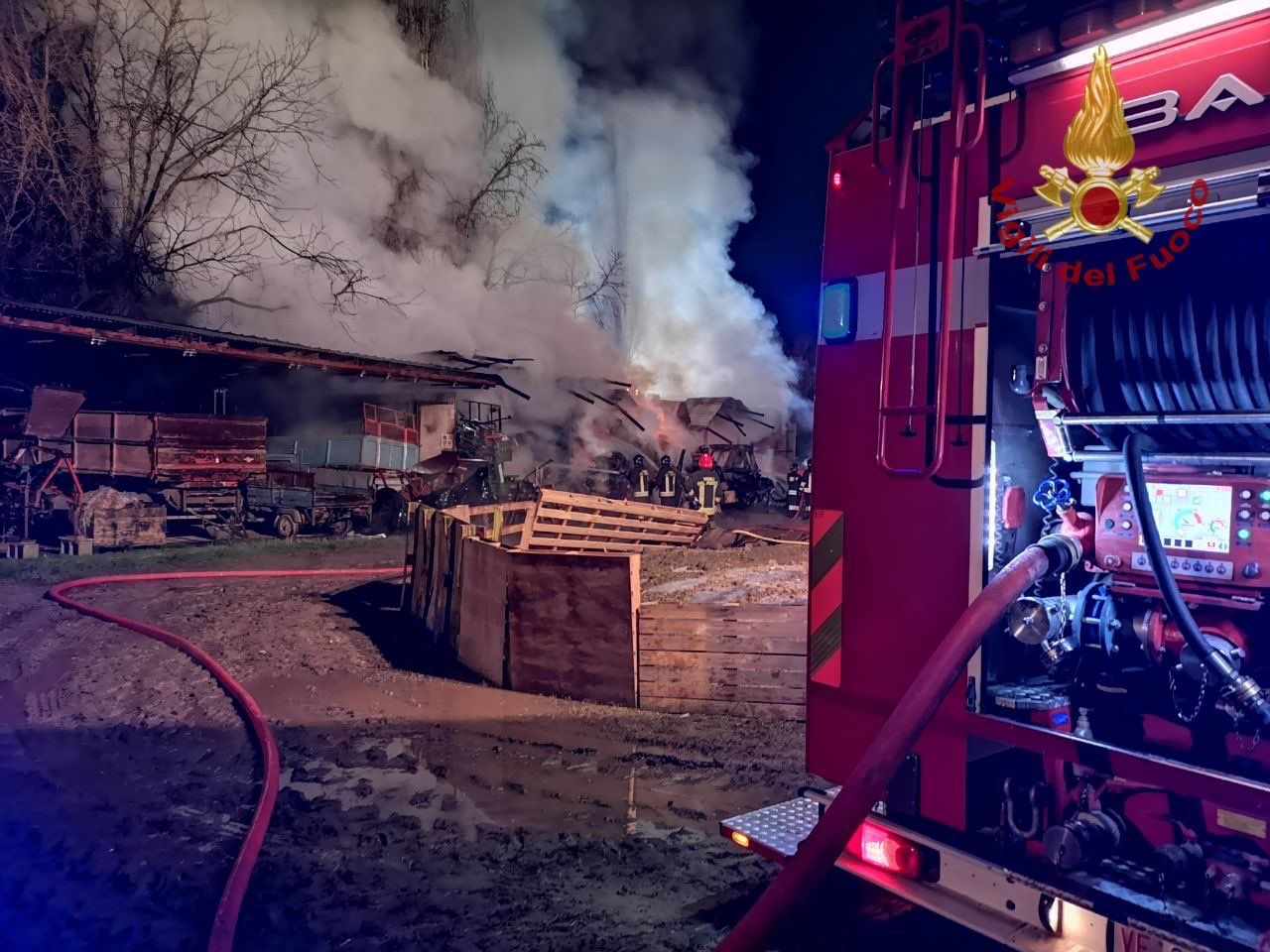 Capodanno, una vittima ad Ascoli Piceno, numerosi feriti in tutta Italia
