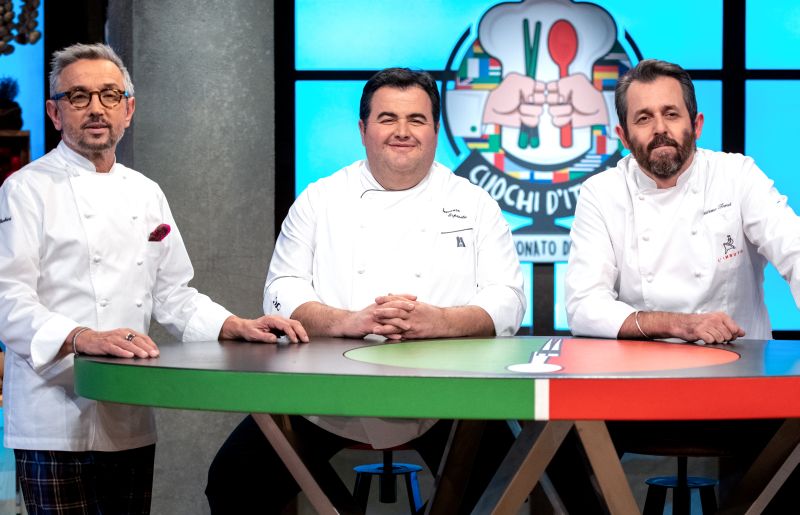 Bruno Barbieri conduce la nuova edizione di “Cuochi d’Italia”