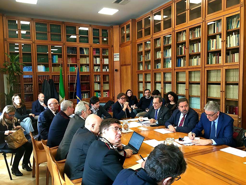 Virus cinese, rafforzato controlli a Fiumicino e Malpensa