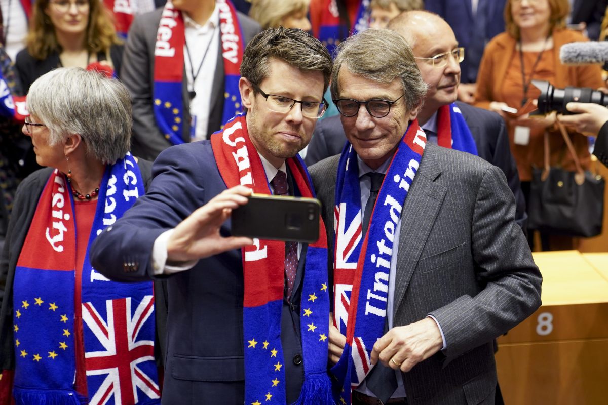 Il Parlamento Europeo da’ il via libera all’accordo per la Brexit