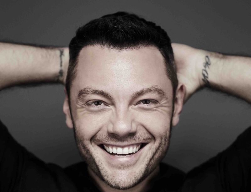 Sanremo, Tiziano Ferro devolve in beneficenza il suo compenso