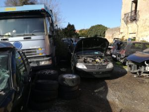 Sequestrata discarica abusiva