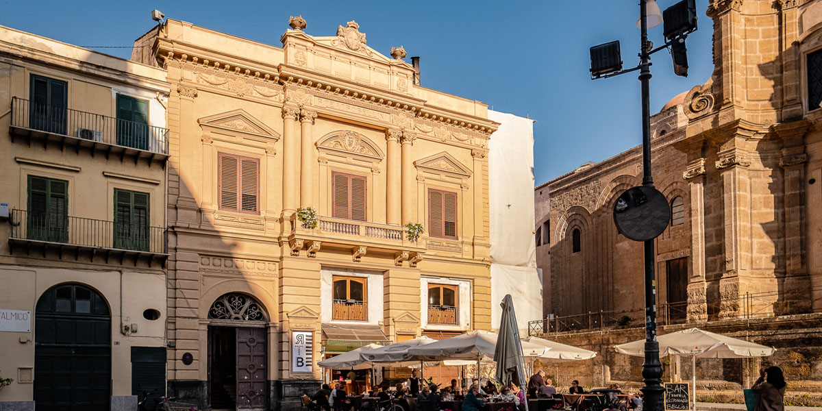 Riapre il teatro Bellini di Palermo nel segno del Bardo