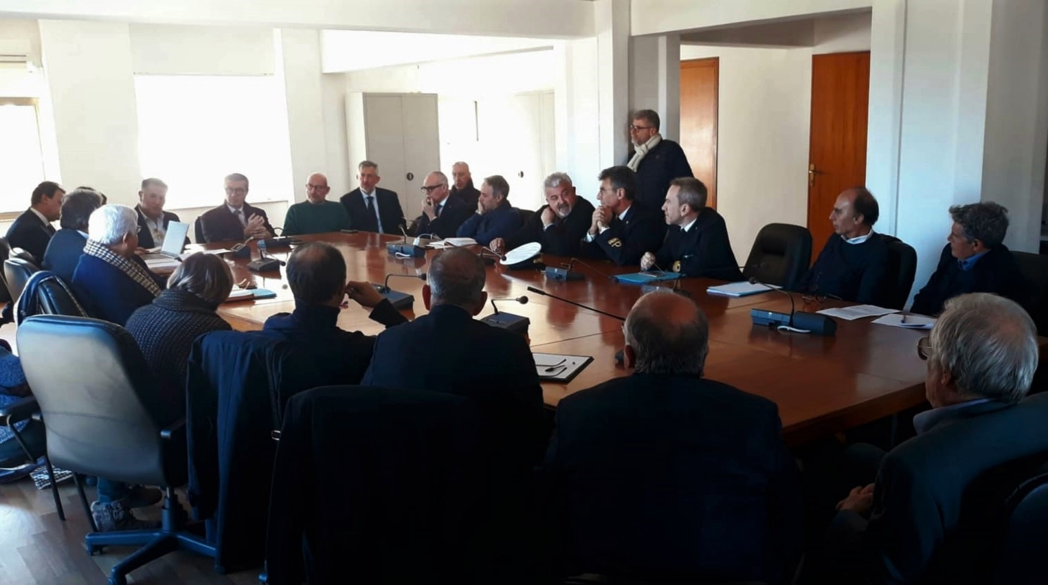 Discarica in riva al mare a Milazzo, interviene la Regione