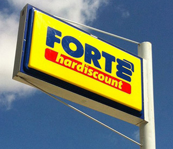 Rischio licenziamento per 500 dipendenti Gruppo Fortè: manifestazione