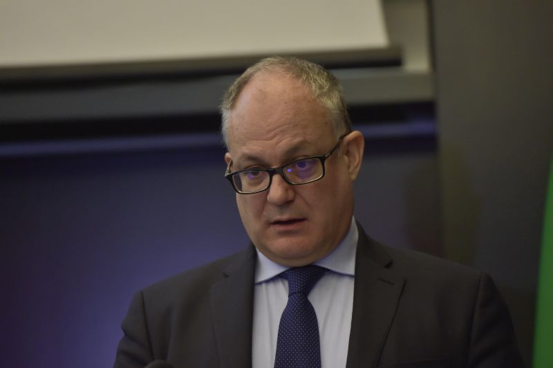Gualtieri “fiducioso che vedremo un rimbalzo dell’economia”