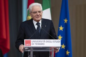 TERAMO (ITALPRESS) - "Per una lunghissima stagione l'economia ha via via perduto sovente rapporto...