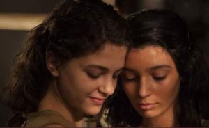 ROMA (ITALPRESS) - Straordinario successo per l'esordio della seconda stagione di "L'amica geniale"...