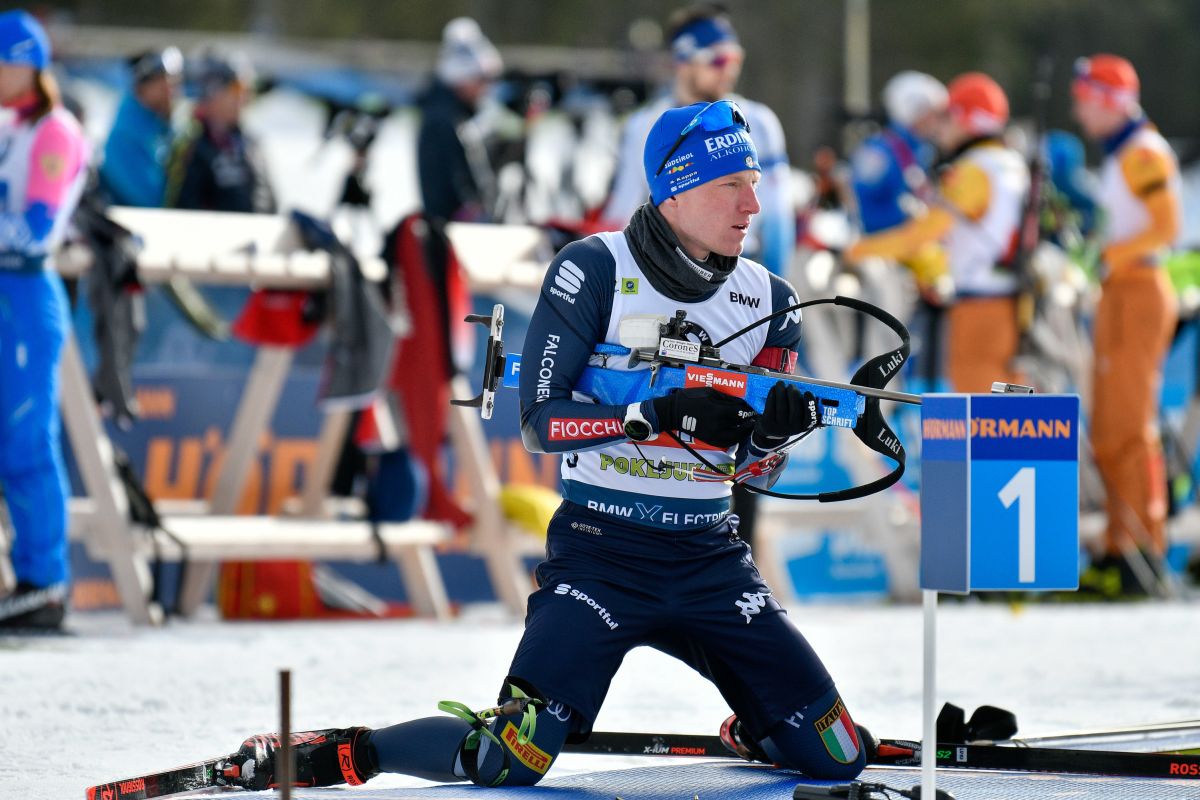 Italia sul podio ai Mondiali di biathlon, staffetta mista d’argento