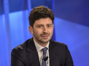 ROMA (ITALPRESS) - "Sottoscrivo la mozione degli ordini delle professioni infermieristiche, nel...