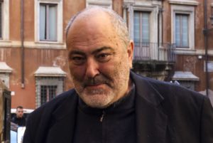 ROMA (ITALPRESS) - "Non voglio affatto cacciare Renzi, sarebbe un'affermazione sbagliata e...