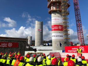 GENOVA (ITALPRESS) - E' stata conclusa l'ultima delle 18 pile, giganti in cemento armato alti 40...