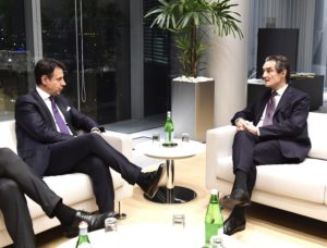 MILANO (ITALPRESS) - Il presidente della Regione Lombardia, Attilio Fontana, ha risposto alle accuse...