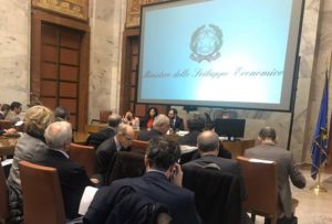 ROMA (ITALPRESS) - "Siamo di fronte a una situazione in cui l'emergenza economica rischia di essere...