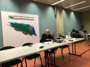 BOLOGNA (ITALPRESS) - Una donna incinta, ricoverata a Piacenza, e positiva al coronavirus "ha...