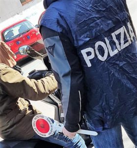 Fermati tre pusher a Palermo.  La Polizia di Stato, in tre distinte circostanze, con altrettante...