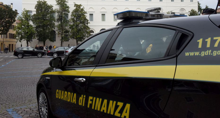 Corruzione e truffa a Palermo, 16 arresti e sequestri da 36,5 mln fondi Ue