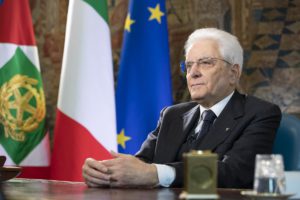ROMA (ITALPRESS) - "Care concittadine e cari concittadini, l'Italia sta attraversando un momento...