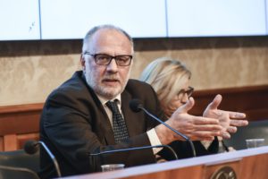 ROMA (ITALPRESS) - Le norme per l'editoria contenute nel decreto Cura Italia sono "un primo passo...