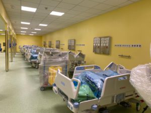 MILANO (ITALPRESS) - La nuova terapia intensiva da campo dell'Ospedale San Raffaele di Milano...