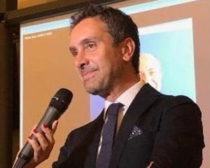 ROMA (ITALPRESS) - "Il Coronavirus Covid-19 non si trasmette con gli alimenti, come emerge con...